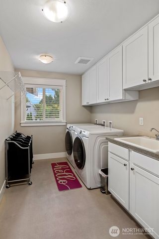 627 SW 185th Street, Normandy Park, WA 98166