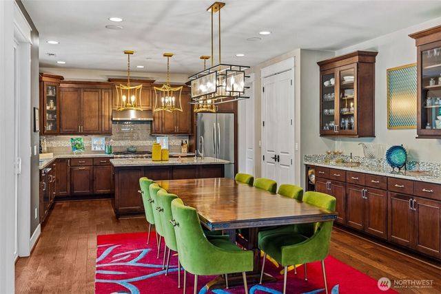 627 SW 185th Street, Normandy Park, WA 98166