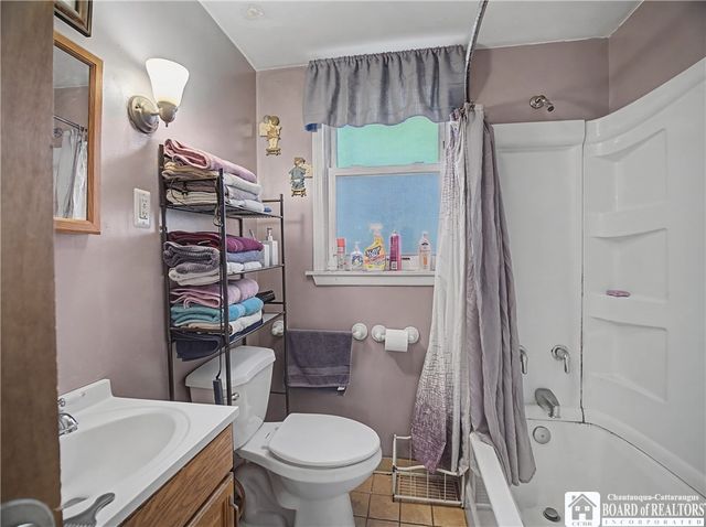 238 Barton Street, Buffalo, NY 14213