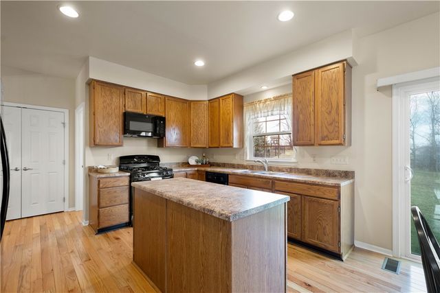 2076 Majestic Drive, North Strabane, PA 15317