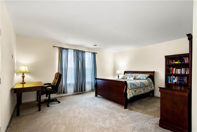 2076 Majestic Drive, North Strabane, PA 15317