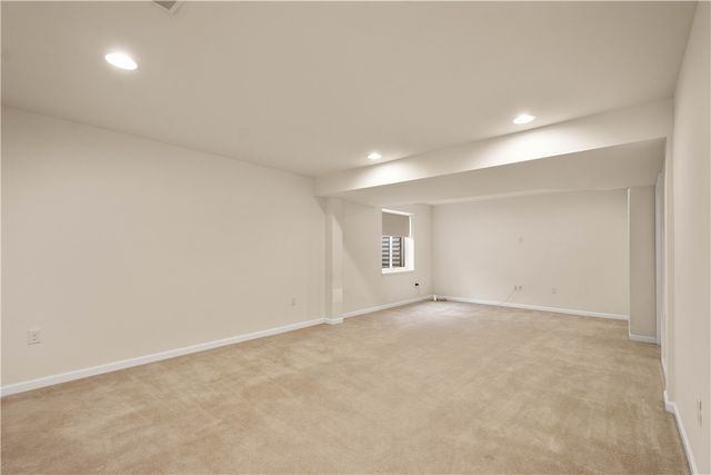 2076 Majestic Drive, North Strabane, PA 15317