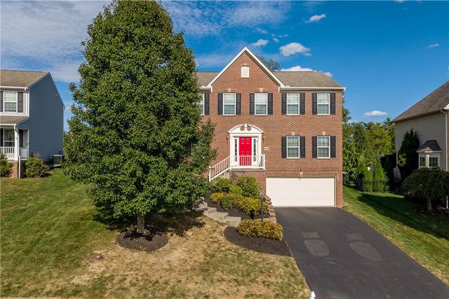 2076 Majestic Drive, North Strabane, PA 15317