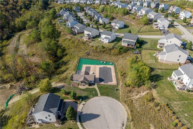 2076 Majestic Drive, North Strabane, PA 15317