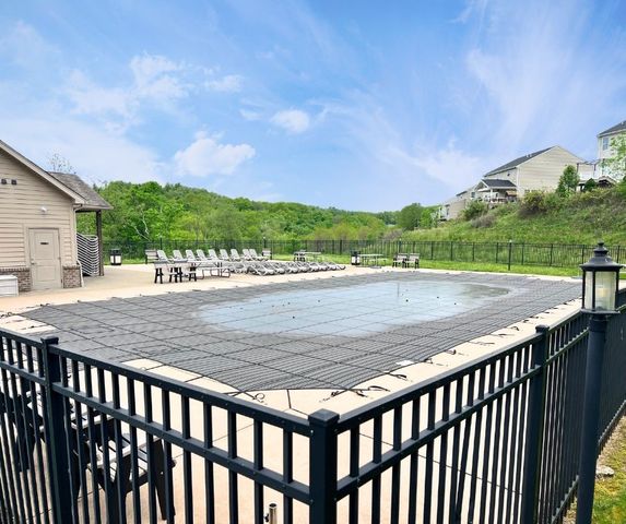 2076 Majestic Drive, North Strabane, PA 15317