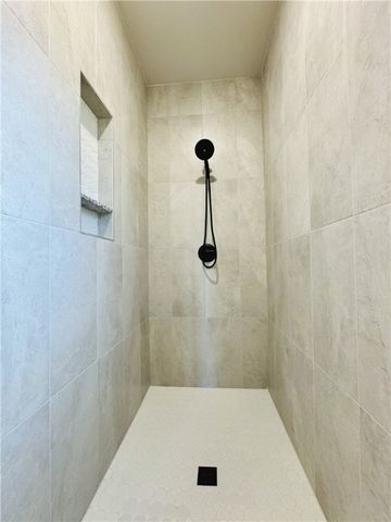 10101 Raindrop Lane, Gravette, AR 72736