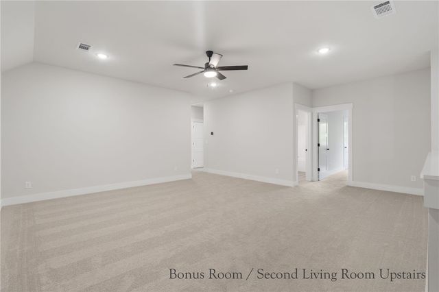 10101 Raindrop Lane, Gravette, AR 72736