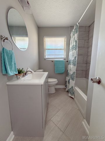 557 KAREN Road, Montgomery, AL 36109