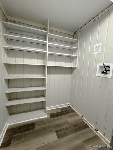 557 KAREN Road, Montgomery, AL 36109