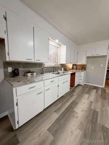 557 KAREN Road, Montgomery, AL 36109