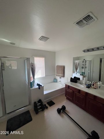 8214 W FLORENCE Avenue, Phoenix, AZ 85043