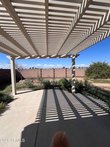 8214 W FLORENCE Avenue, Phoenix, AZ 85043