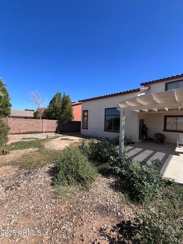 8214 W FLORENCE Avenue, Phoenix, AZ 85043