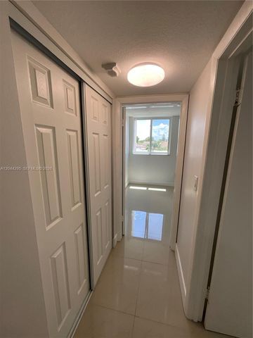 9441 SW 4th St 214, Miami, FL 33174