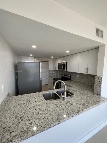 9441 SW 4th St 214, Miami, FL 33174