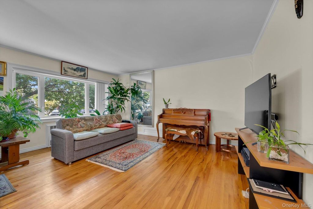 56-21 E Hampton Boulevard, Bayside, NY 11364 — photo 3
