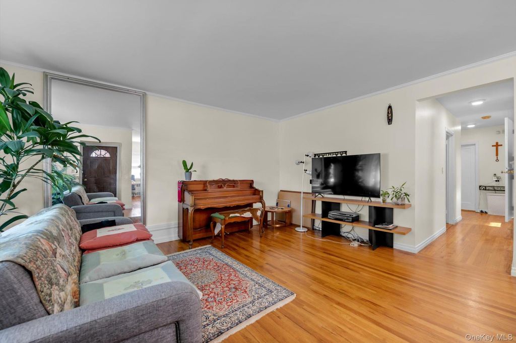 56-21 E Hampton Boulevard, Bayside, NY 11364 — photo 5