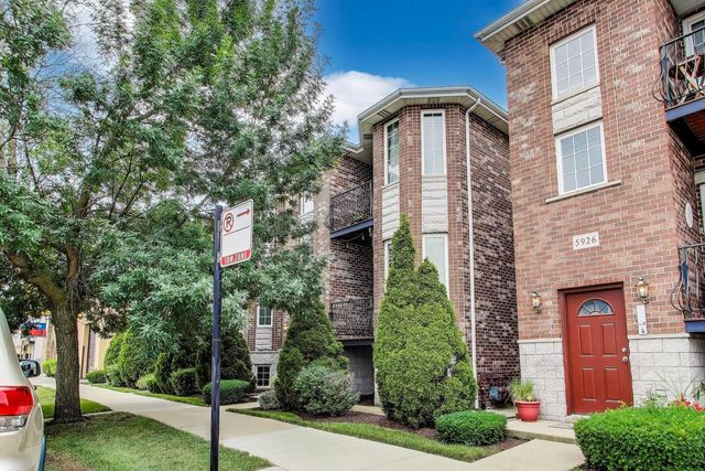 5924 N Milwaukee Avenue 2, Chicago, IL 60646