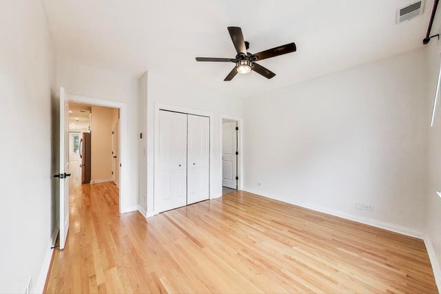 5924 N Milwaukee Avenue 2, Chicago, IL 60646
