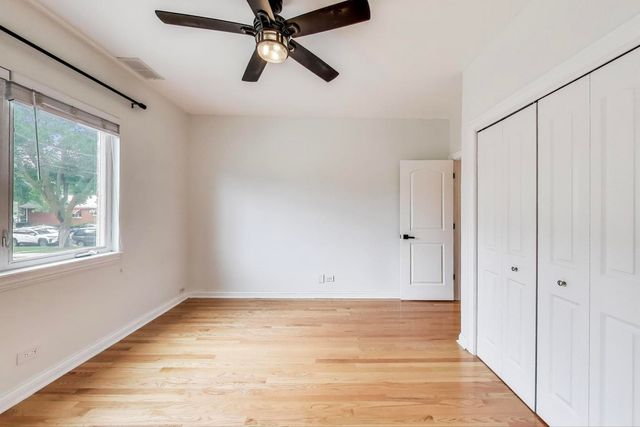 5924 N Milwaukee Avenue 2, Chicago, IL 60646