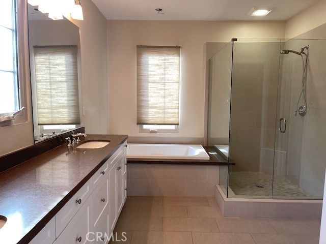 61 Bloomington, Irvine, CA 92620