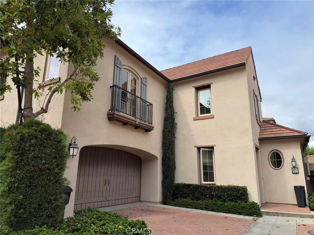 61 Bloomington, Irvine, CA 92620