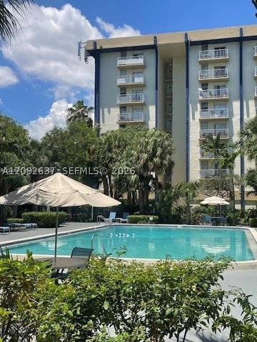 801 NW 47th Ave 718W, Miami, FL 33126