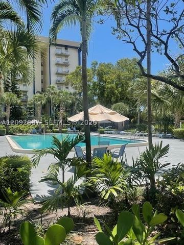801 NW 47th Ave 718W, Miami, FL 33126