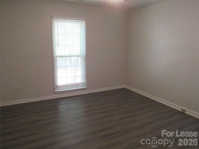 9024 Gamesford Drive, Charlotte, NC 28277