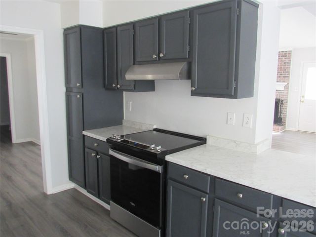 9024 Gamesford Drive, Charlotte, NC 28277