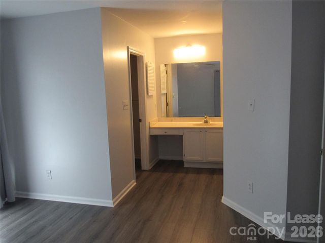 9024 Gamesford Drive, Charlotte, NC 28277