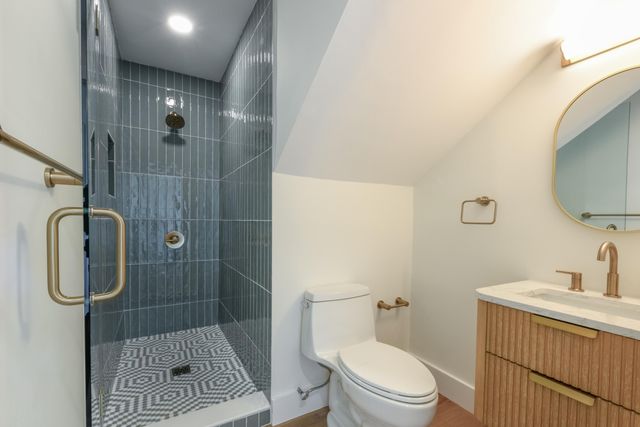 30 H Street, Charleston, SC 29403