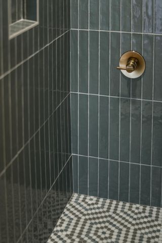 30 H Street, Charleston, SC 29403