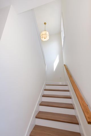 30 H Street, Charleston, SC 29403