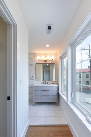 30 H Street, Charleston, SC 29403