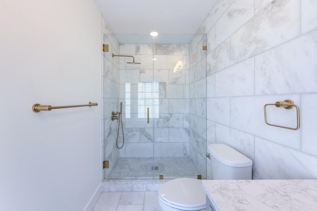 30 H Street, Charleston, SC 29403