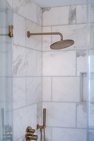 30 H Street, Charleston, SC 29403