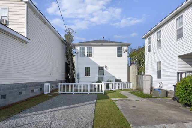 30 H Street, Charleston, SC 29403