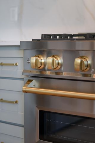 30 H Street, Charleston, SC 29403