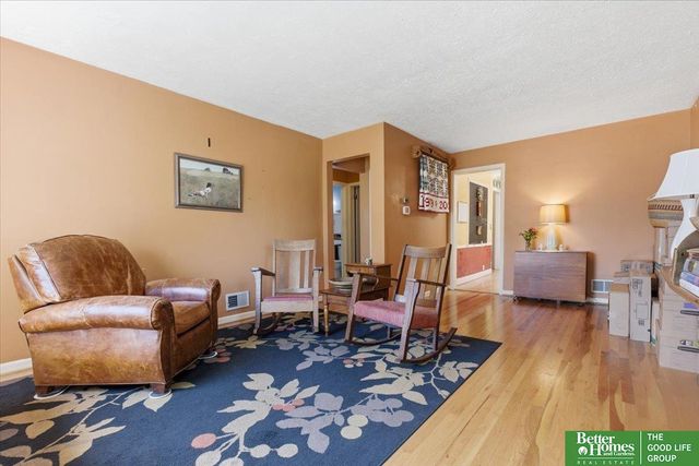 6506 Spencer Street, Omaha, NE 68104