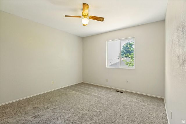 11878 S HIDDEN VALLEY DR, Sandy, UT 84094