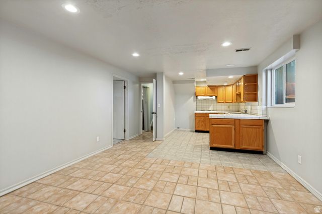 11878 S HIDDEN VALLEY DR, Sandy, UT 84094