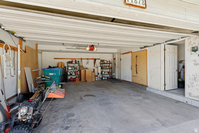 11878 S HIDDEN VALLEY DR, Sandy, UT 84094