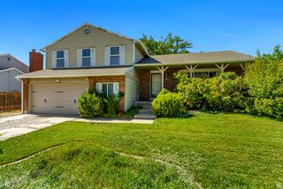 11878 S HIDDEN VALLEY DR, Sandy, UT 84094