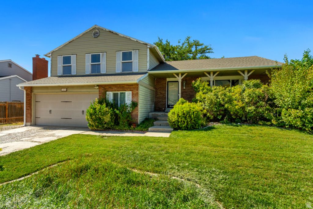 11878 S HIDDEN VALLEY DR, Sandy, UT 84094 — exterior