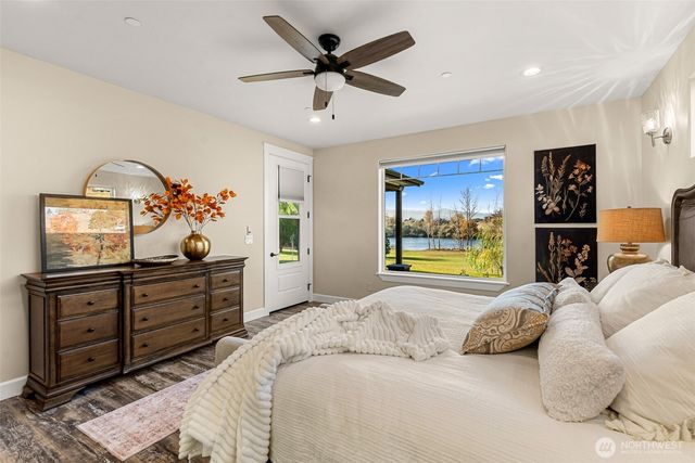 5060 Basin View Drive, Rock Island, WA 98850