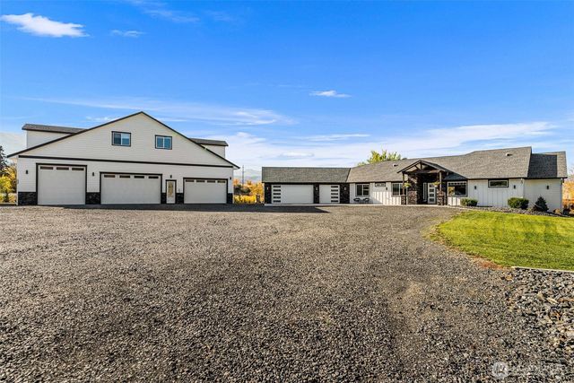 5060 Basin View Drive, Rock Island, WA 98850
