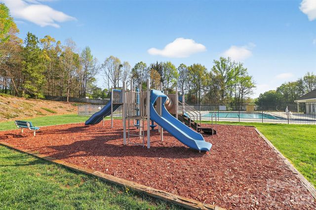 10641 Gold Pan Road, Charlotte, NC 28215