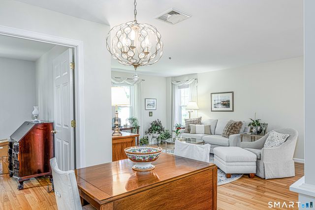 49 Rose Street 208, Branford, CT 06405
