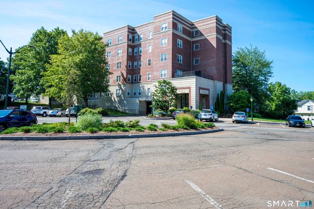 49 Rose Street 208, Branford, CT 06405